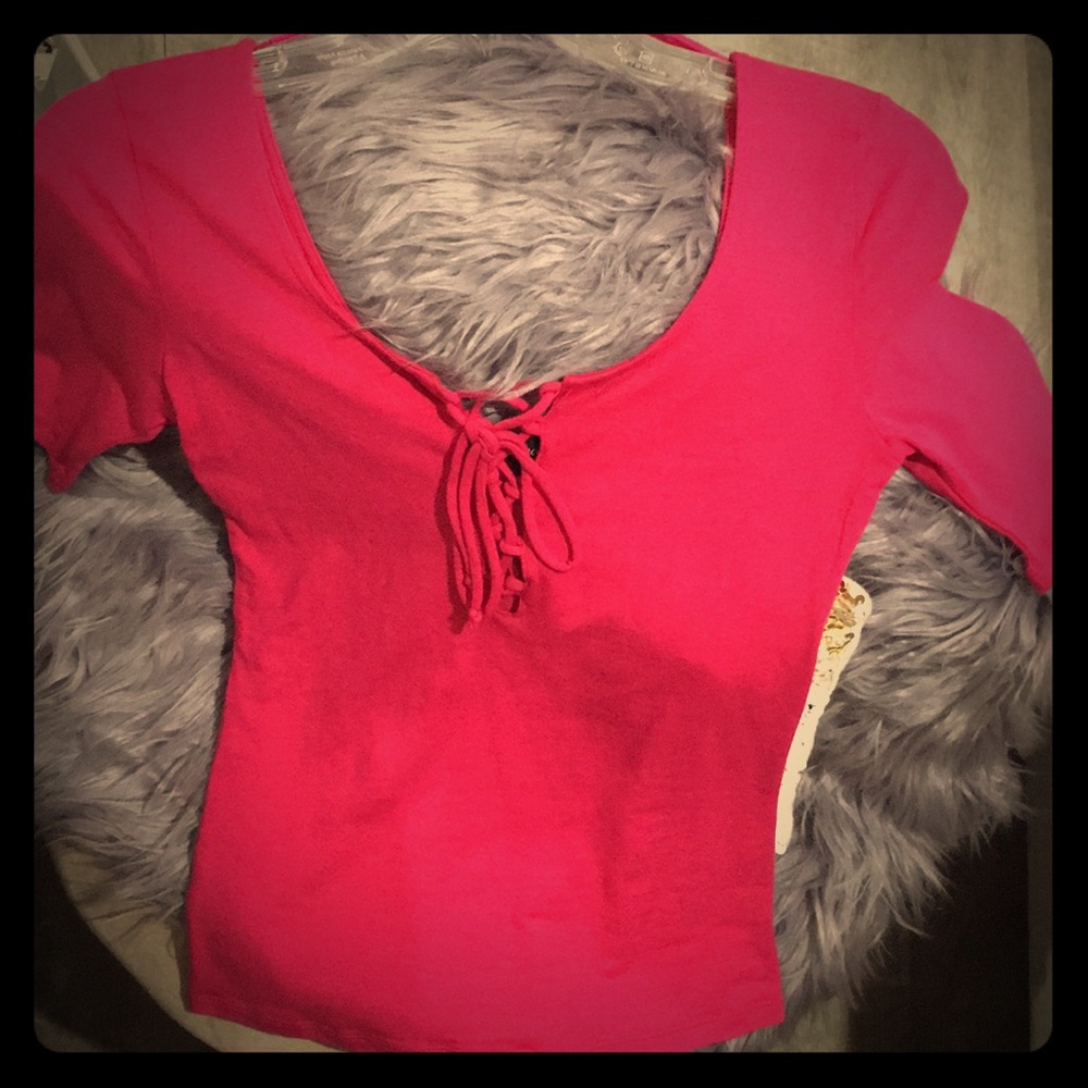 👚 ⭐️ NEVER WORN Tie Front Top ⭐️👚